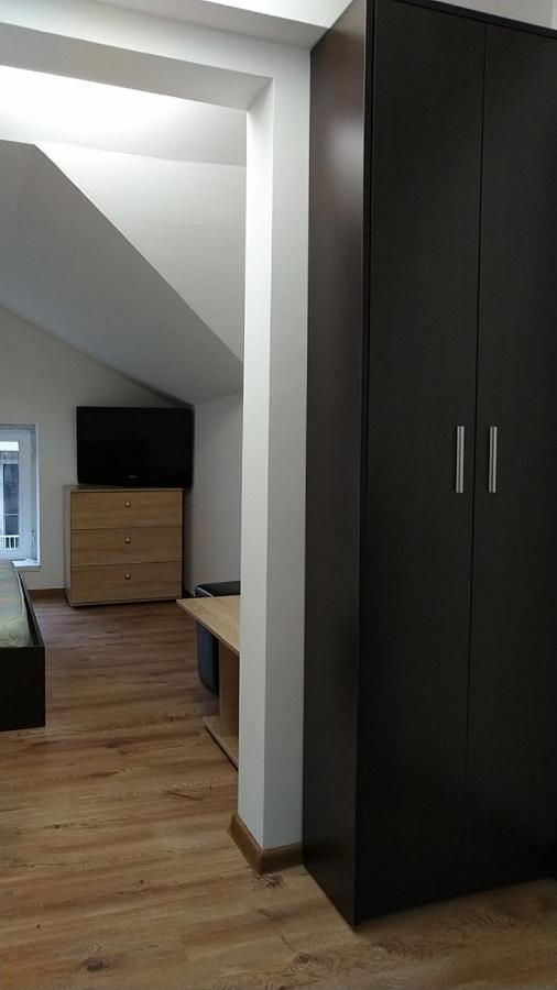 Самостоятелен Етаж От Къща За Гости Haskovo Luaran gambar